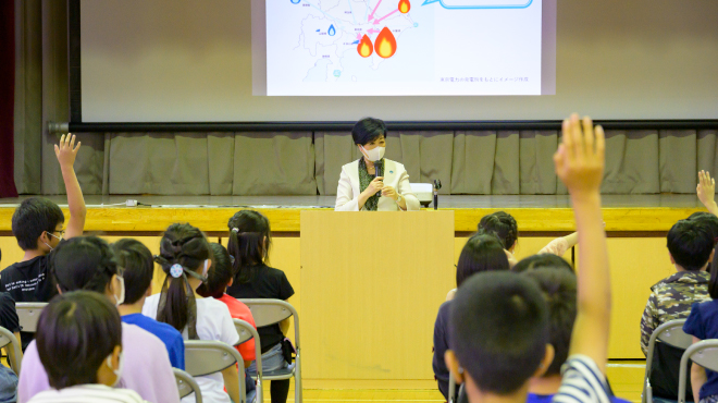 小池都知事の「HTT特別授業」を実施しました！