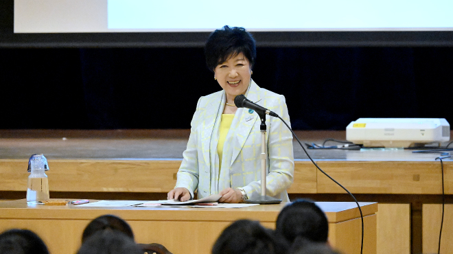 都内小学校で、小池都知事によるHTT特別授業「改めて、『電気』について考えよう」を実施しました！【「わが家の環境局長」事業キックオフイベント in 2023】