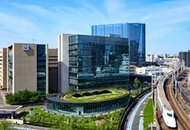 登壇事業所1写真